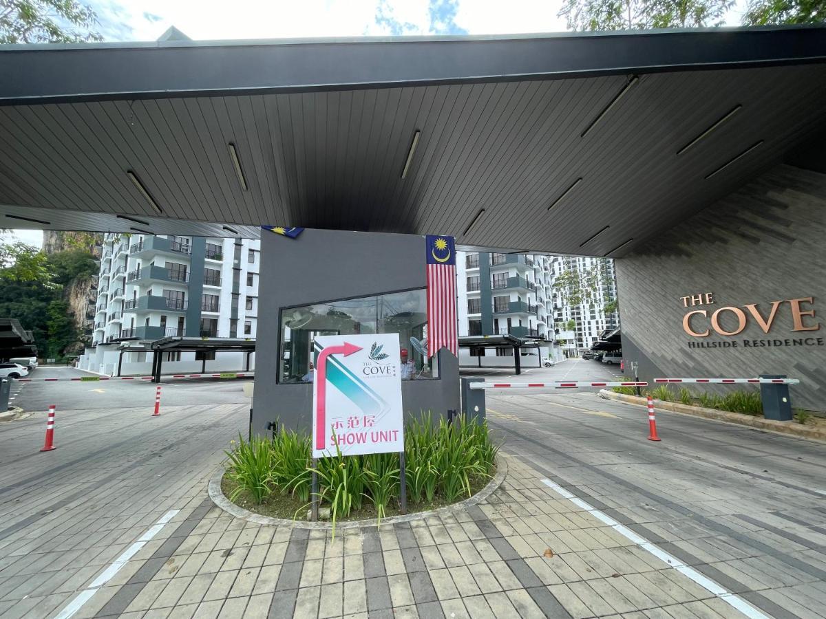 Ipoh Waterpark The Cove Premium Suites 7-13Pax By Iwh Exterior foto